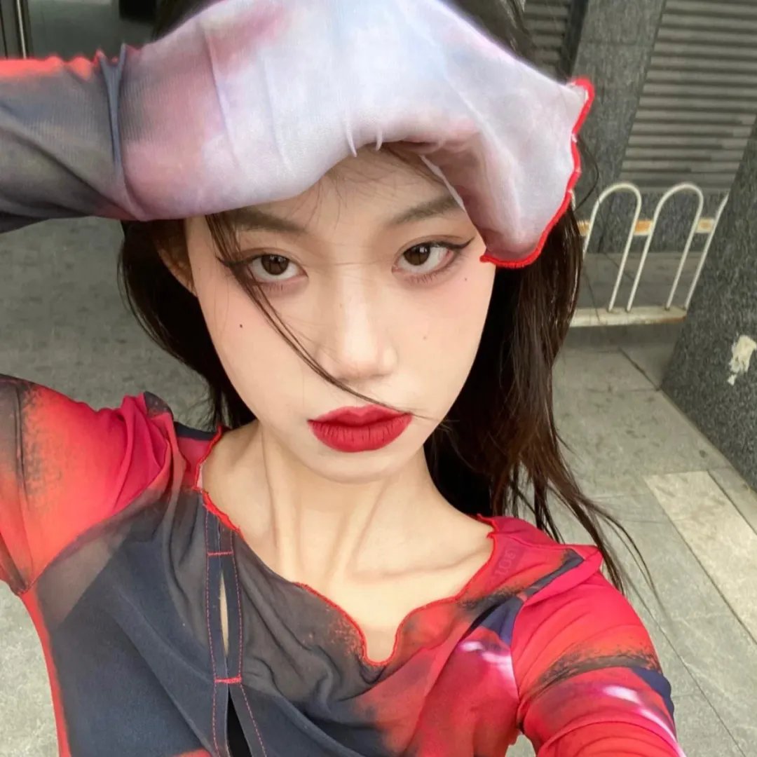 赤脚的基奉儿